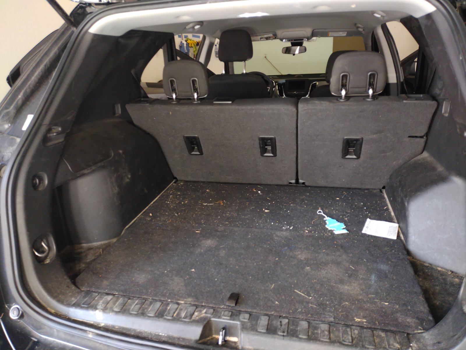 Vehicle trunk before deep cleaning